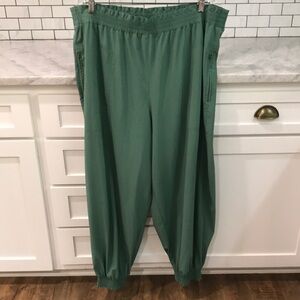 Athleta Savannah JoggerWomens 20 Green Pull On Travel Commuter Work Athletic